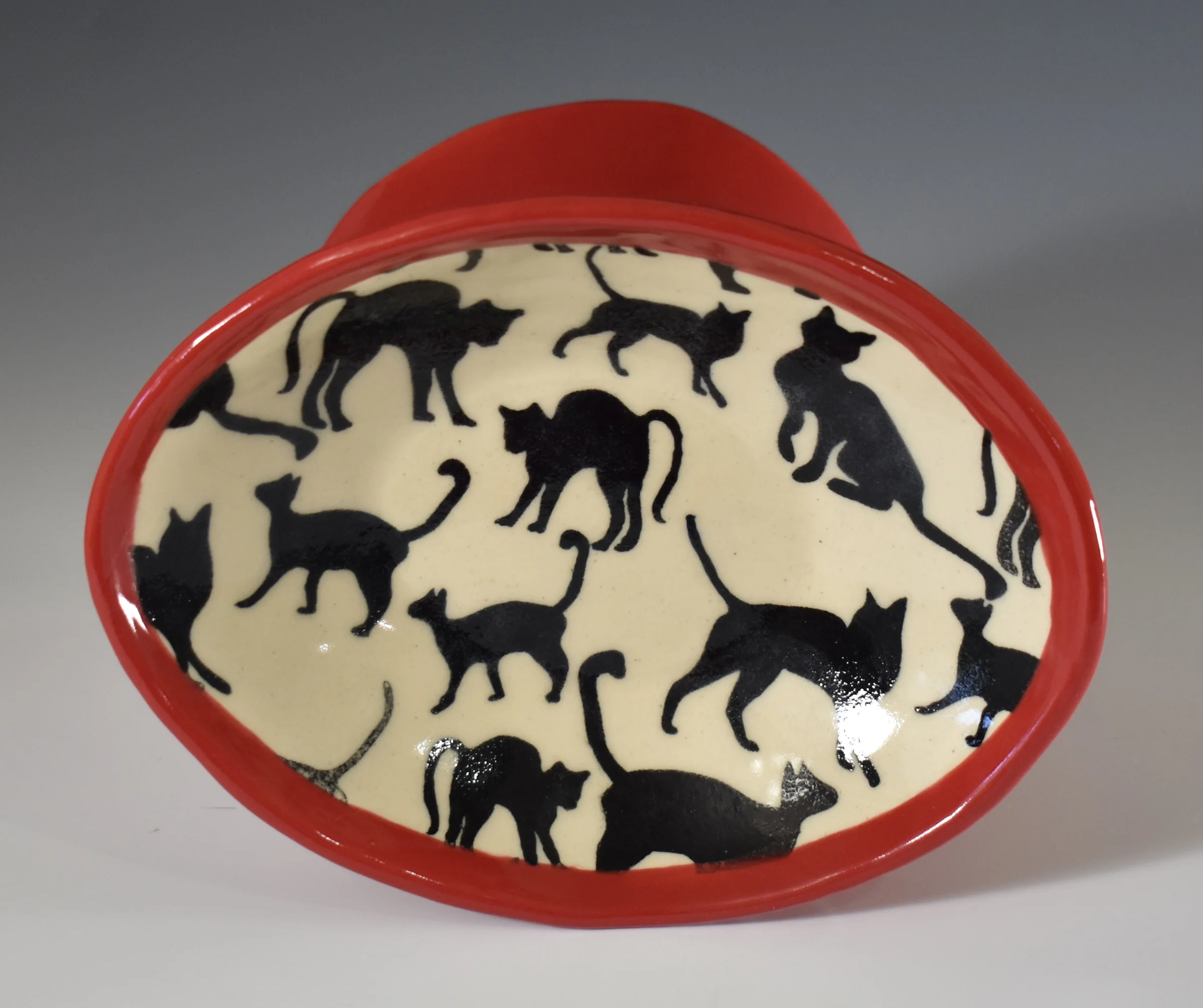 Ceramic Pedestal Cat Food Bowl (Red)