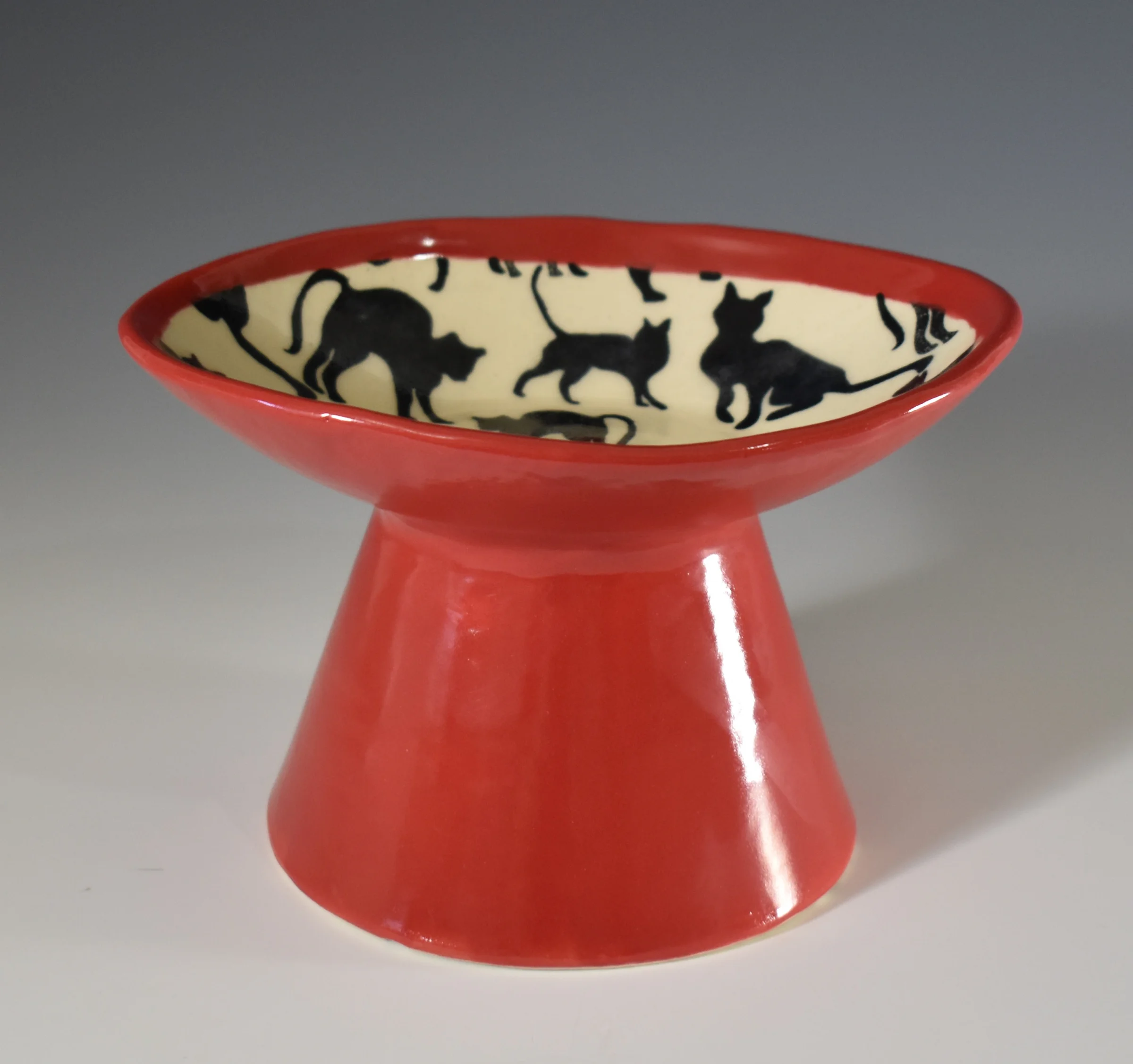 Ceramic Pedestal Cat Food Bowl (Red)